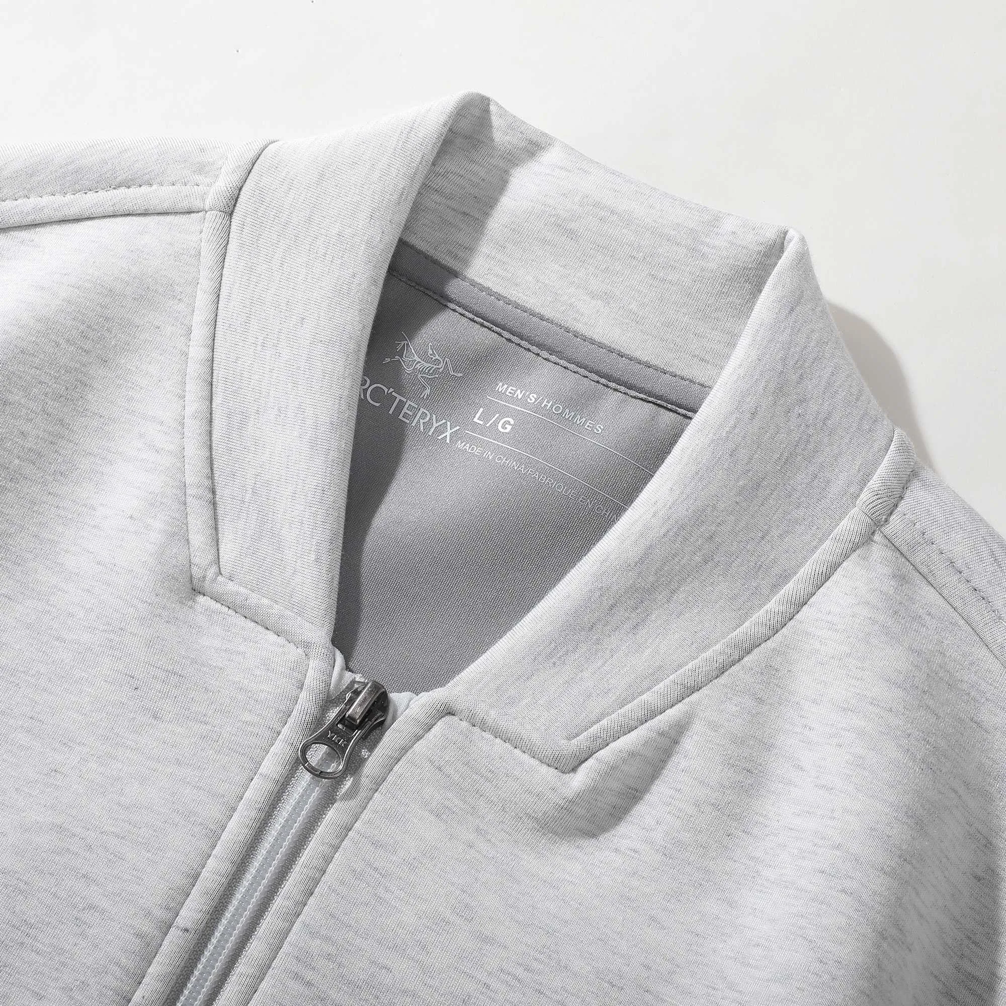 Arc‘teryx 20ss New Arrival ！ Series ， logo ，Premium ， ！ ， ， ， Classic Versatile！ ：Black Gray Size：M-3XL M 43 104 65 62 L 45 108 67 63 XL 46 112 69 64 2XL 47 116 71 65 3XL 49 120 73 66 M 120-135 L 135-145 XL 145-160 2XL 160-175 3XL 175-190